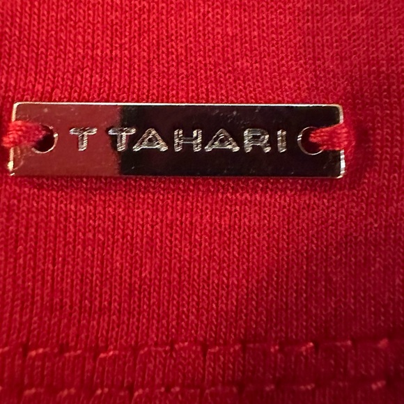 T Tahari Red Sleeveless Jeweled Turtleneck. Size Small. - Picture 9 of 11